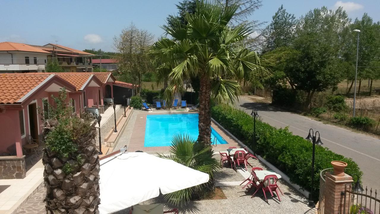 Hotel La Pineta Joppolo 外观 照片